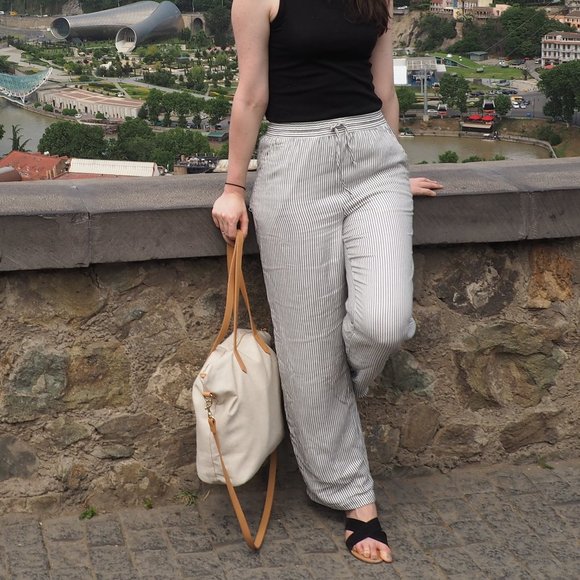 H&M Linen Bend Wide Leg Striped Pants - Picture 6 of 6